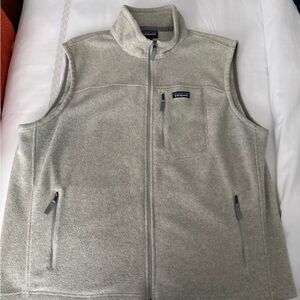 Patagonia Men's Cream Vest